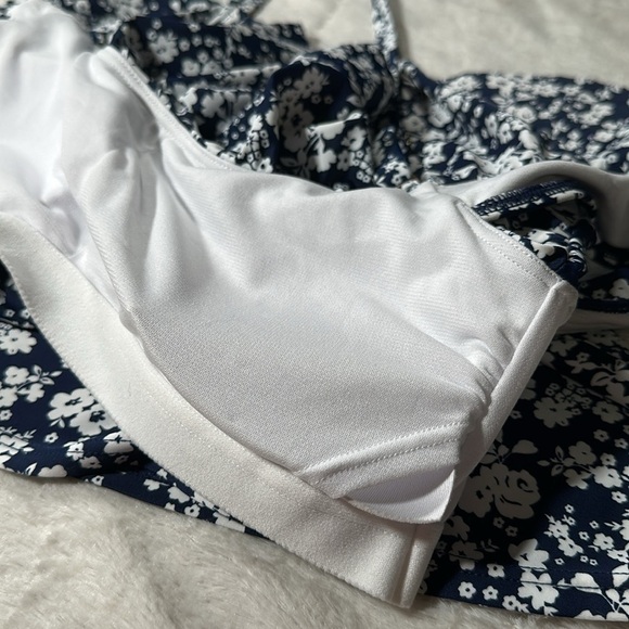 Island Escape Bliss Printed La Flor Ruffled Off-the-Shoulder Tankini Top 6 NEW - Picture 5 of 16